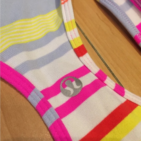 LULULEMON ATHLETICA Multi Groovy Stripe COOL RACERBACK TANK Top size 2 XXSMALL - Picture 4 of 4